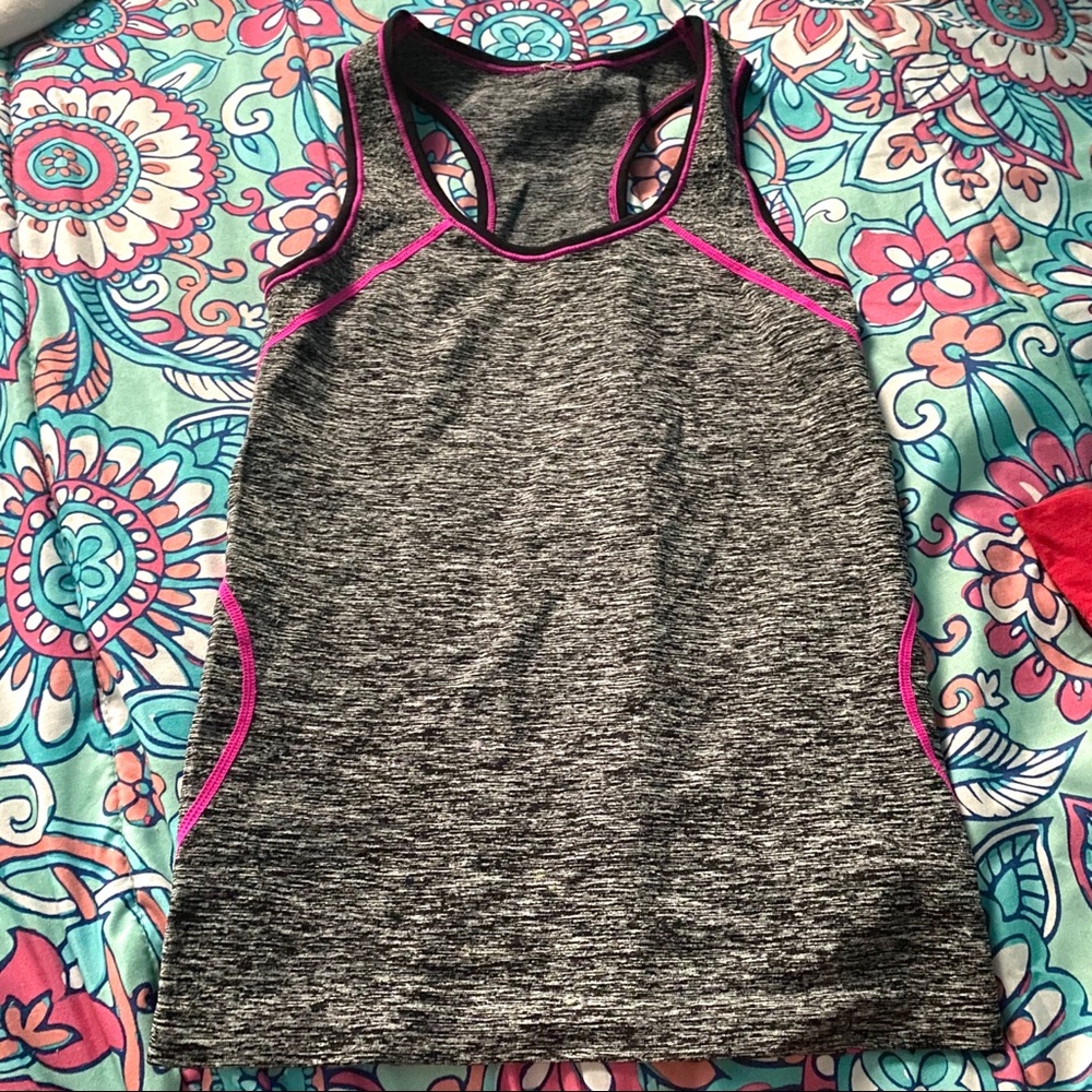 Workout tank top ( pink and grey )